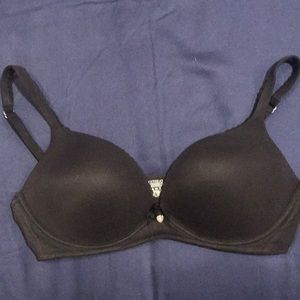 Brand new Victoria’s Secret body by Victoria 38B